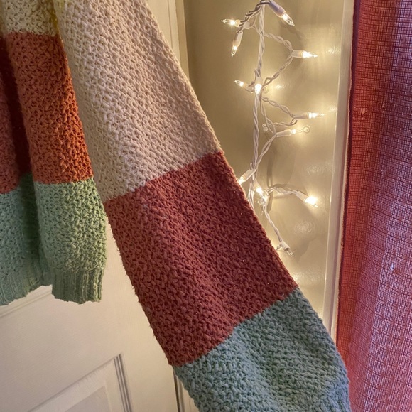 3/$40 💖Pastel Fall Off the Shoulder sweater - Picture 5 of 5